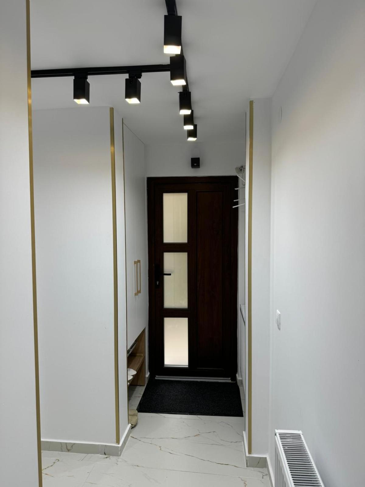 Iasi Ultra Central Apartment Self Check-In 外观 照片